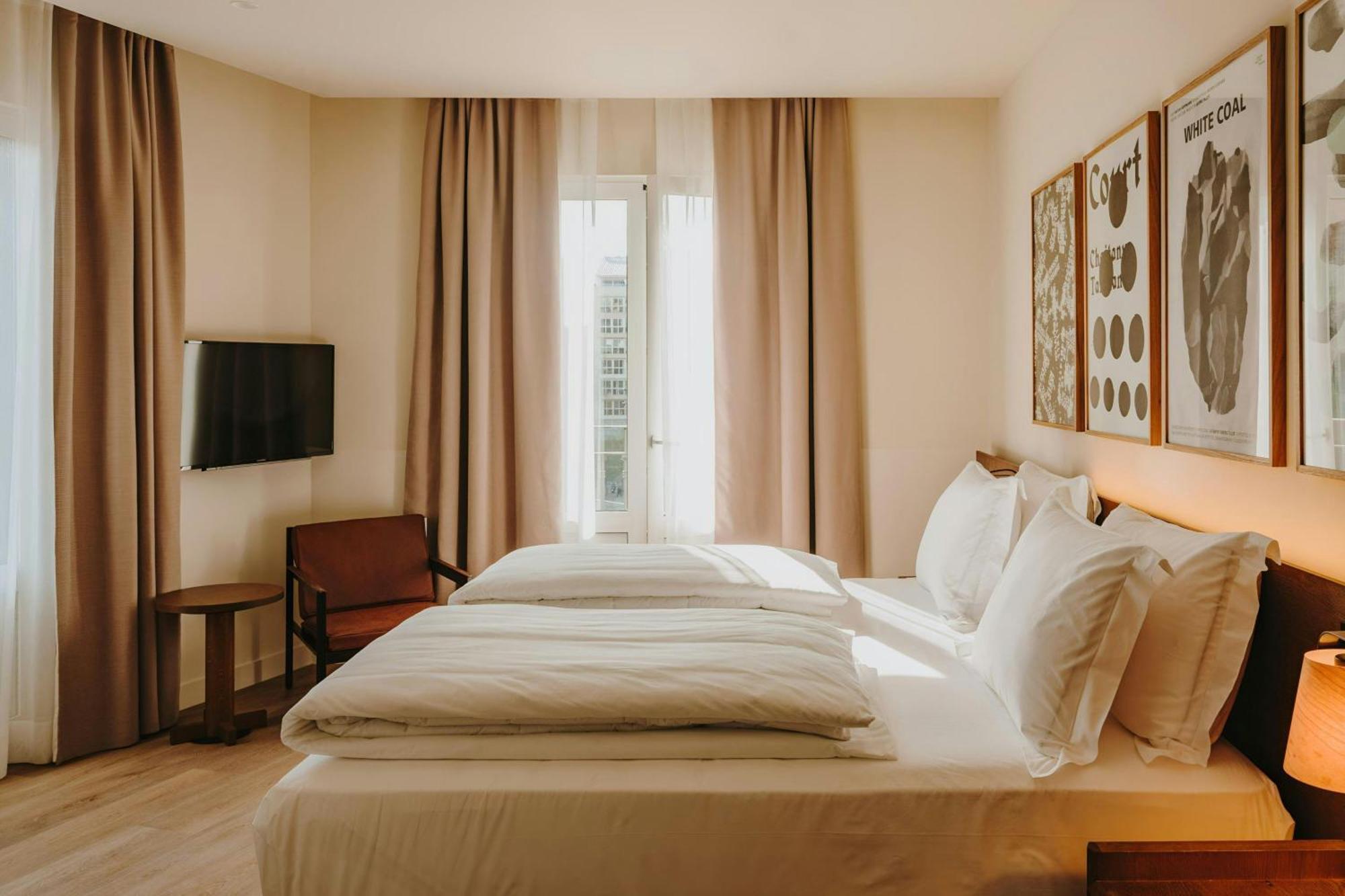 Casa Luz Placa Universitat, Sonder By Marriott Bonvoy