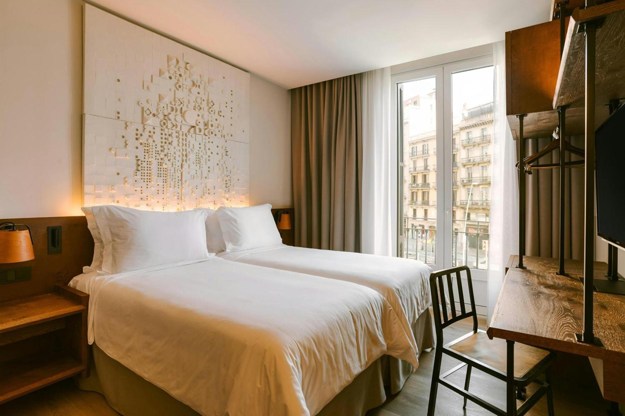 Casa Luz Placa Universitat, Sonder By Marriott Bonvoy Barcelona
